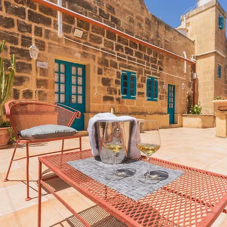 Authentic 4 Bedroom Gozitan With Private Pool By 360 Estates Villa *