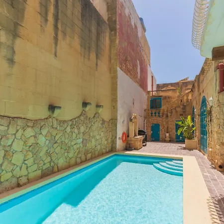 Villa Authentic 4 Bedroom Gozitan With Private Pool By 360 Estates