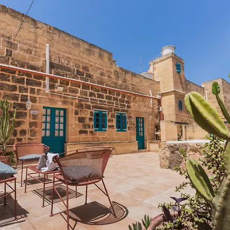 Villa Authentic 4 Bedroom Gozitan With Private Pool By 360 Estates *