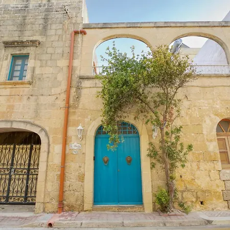 Authentic 4 Bedroom Gozitan With Private Pool By 360 Estates