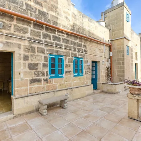 Authentic 4 Bedroom Gozitan With Private Pool By 360 Estates * Gharb (Gozo)