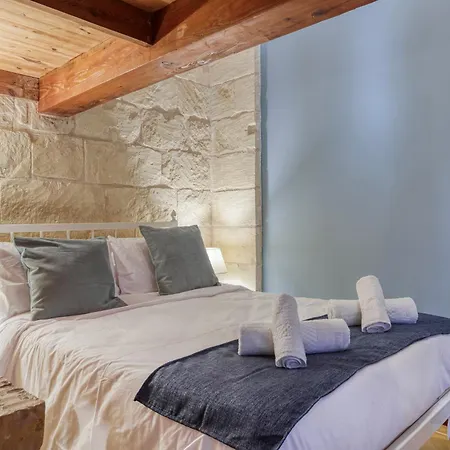 Authentic 4 Bedroom Gozitan With Private Pool By 360 Estates Għarb