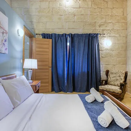 Authentic 4 Bedroom Gozitan With Private Pool By 360 Estates *