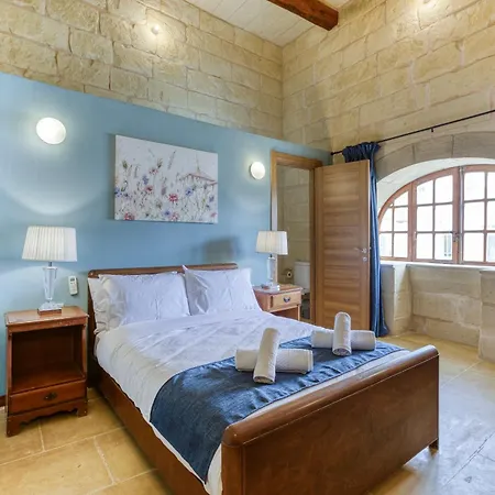 Authentic 4 Bedroom Gozitan With Private Pool By 360 Estates * Gharb (Gozo)