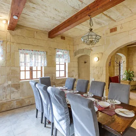 Authentic 4 Bedroom Gozitan With Private Pool By 360 Estates Villa