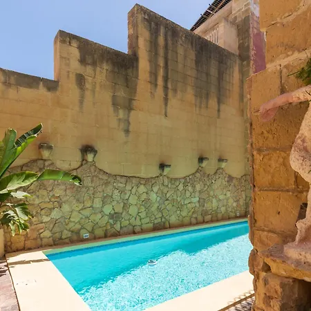 Authentic 4 Bedroom Gozitan With Private Pool By 360 Estates Vila Għarb