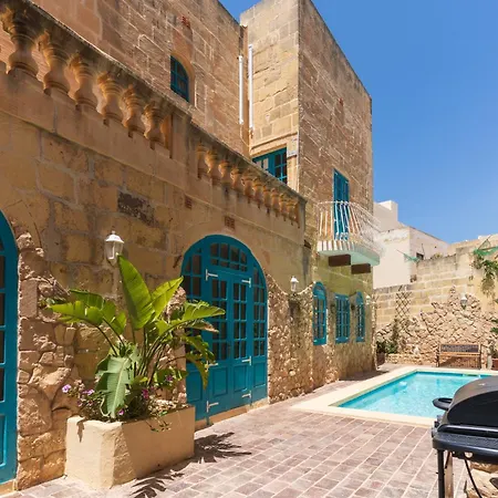 Authentic 4 Bedroom Gozitan With Private Pool By 360 Estates Villa *