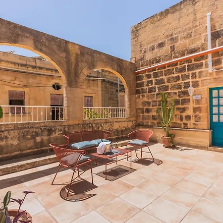 Villa Authentic 4 Bedroom Gozitan With Private Pool By 360 Estates